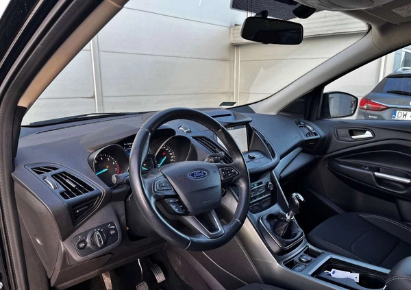 Ford Kuga cena 83900 przebieg: 67600, rok produkcji 2019 z Złotów małe 529